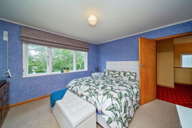 Photo of property in 72 Govett Avenue, Frankleigh Park, New Plymouth, 4310