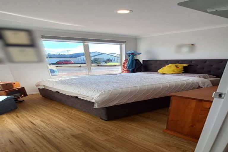 Photo of property in 4 Fernbrook Close, Burswood, Auckland, 2013