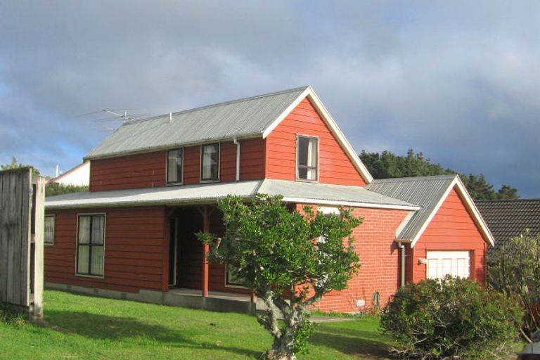 Photo of property in 116 Mark Avenue, Grenada Village, Wellington, 6037