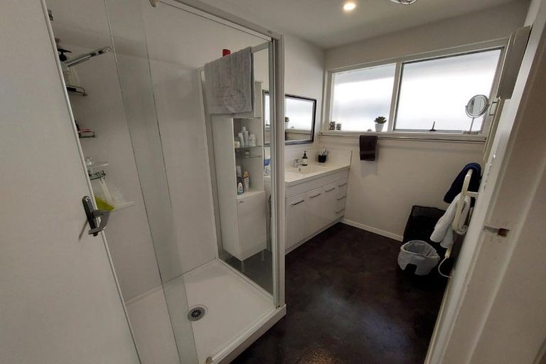 Photo of property in 1/17 Elizabeth Street, Riccarton, Christchurch, 8011