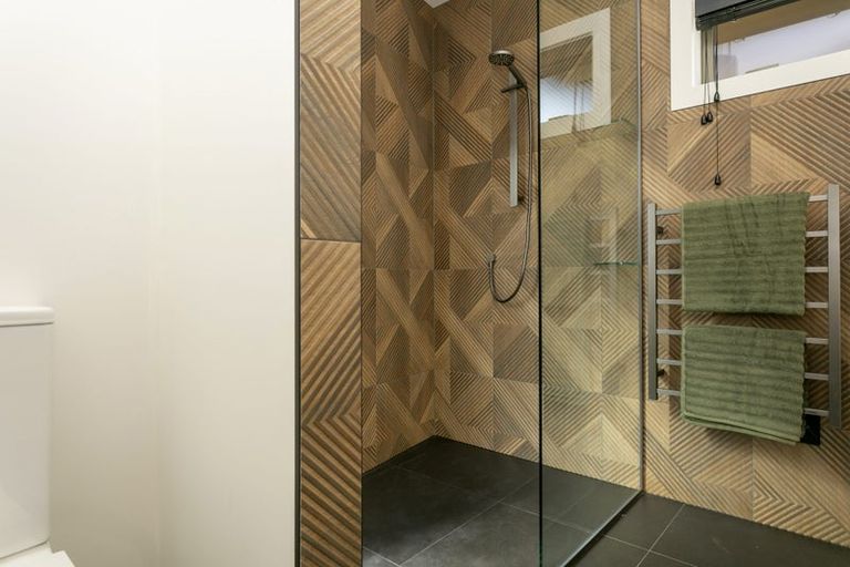 Photo of property in 32 The Fairways, Kinloch, Taupo, 3377