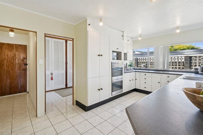 Photo of property in 20 Park Avenue, Epuni, Lower Hutt, 5011