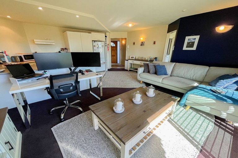 Photo of property in 2b/25 Maclean Street, Paraparaumu Beach, Paraparaumu, 5032