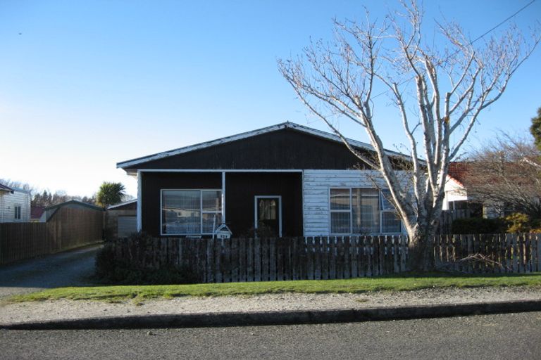 Photo of property in 121 Park Street, Winton, 9720