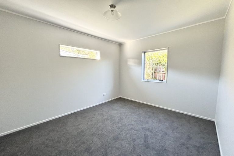 Photo of property in 15b Cypress Drive, Maungaraki, Lower Hutt, 5010