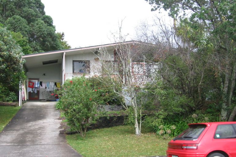 Photo of property in 4 Dolbear Street, Titirangi, Auckland, 0604