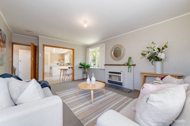 Photo of property in 50 Black Beech Street, Birchville, Upper Hutt, 5018