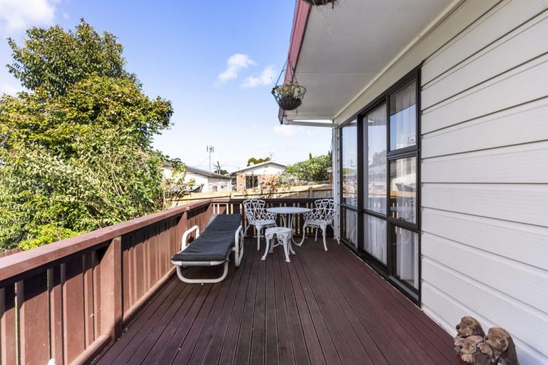 Photo of property in 1/13 Kirton Crescent, Manurewa, Auckland, 2102