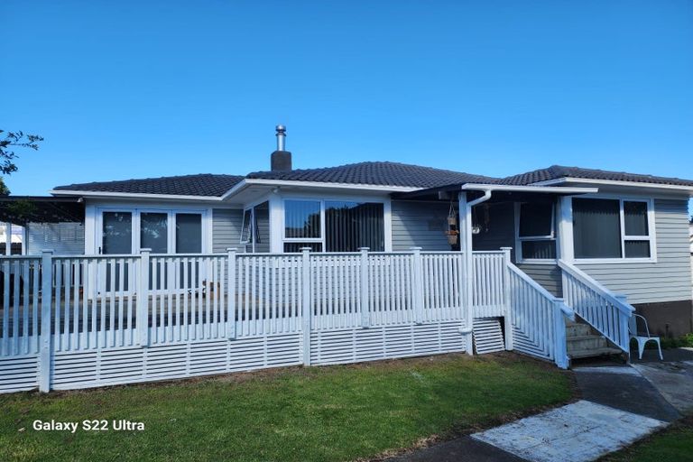 Photo of property in 122 Rowandale Avenue, Manurewa, Auckland, 2102