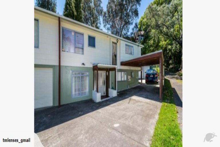 Photo of property in 2/29 Rosecamp Road, Beach Haven, Auckland, 0626