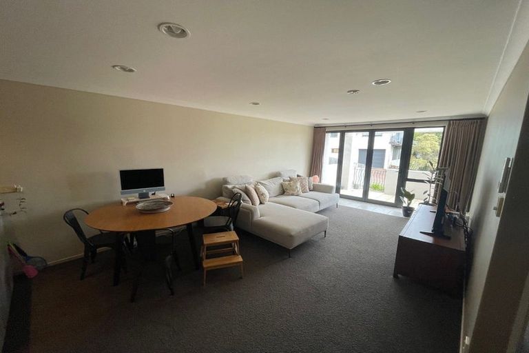 Photo of property in 22/8 Monte Cassino Place, Birkdale, Auckland, 0626