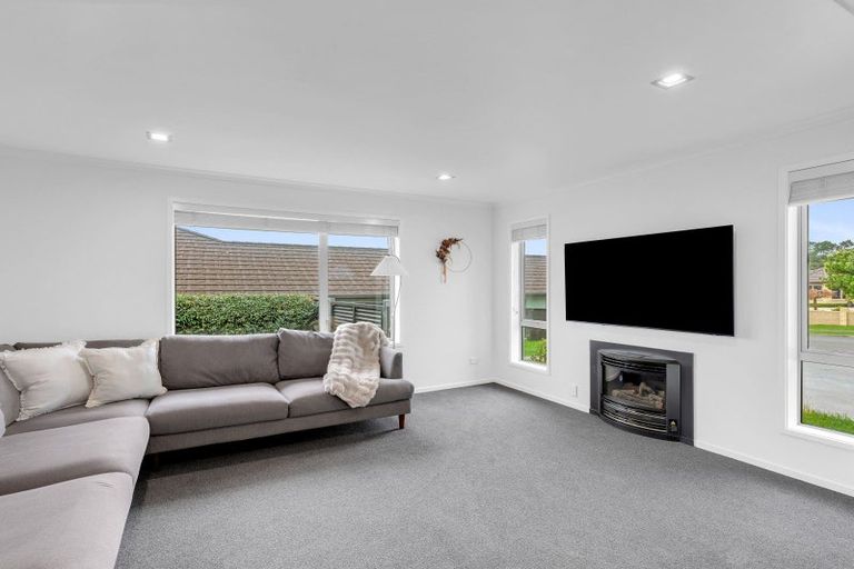 Photo of property in 18 Eastridge Terrace, Huntington, Hamilton, 3210