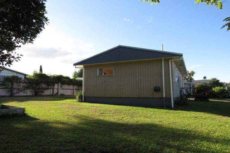 Photo of property in 43 Kirk Crescent, Kawerau, 3127