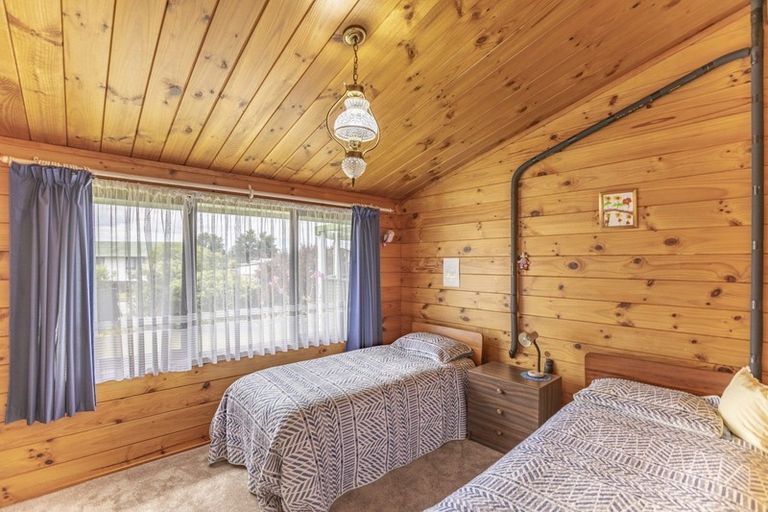 Photo of property in 29 Bennett Street, Waipawa, 4210