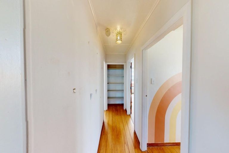 Photo of property in 11 Victory Place, Aramoho, Whanganui, 4500