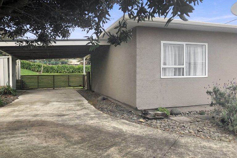 Photo of property in 46 Rangiora Street, Castlecliff, Wanganui, 4501