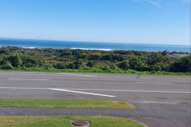 Photo of property in 151 Main South Road, Karoro, Greymouth, 7805