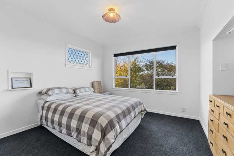Photo of property in 49 Queens Road, Glen Avon, New Plymouth, 4312