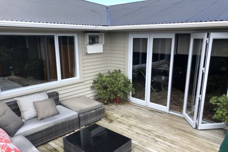 Photo of property in 7 Jenkins Place, Waitara, 4320