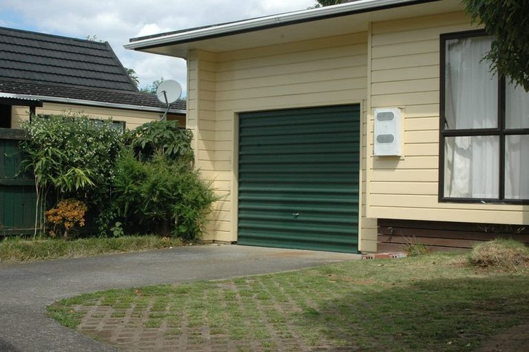 Photo of property in 3/6 Mimosa Place, Half Moon Bay, Auckland, 2012