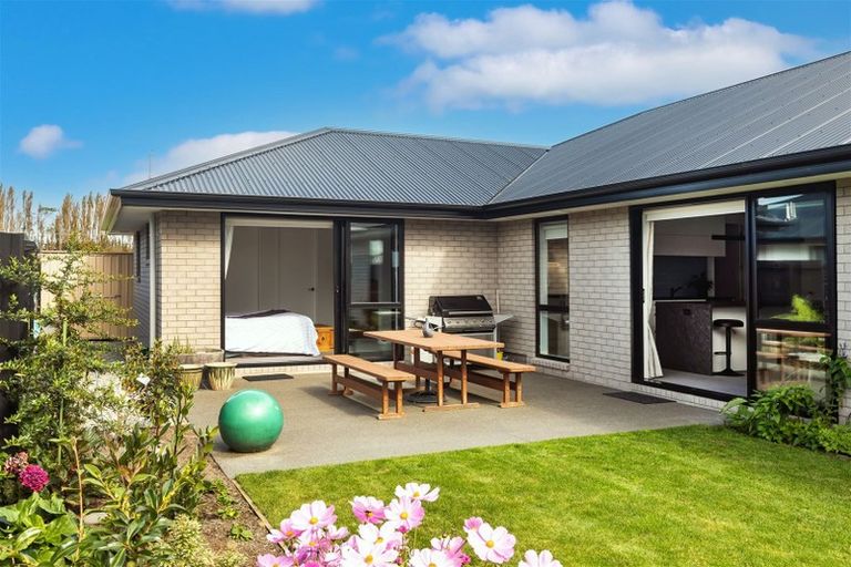 Photo of property in 123 Prestons Park Drive, Marshland, Christchurch, 8083