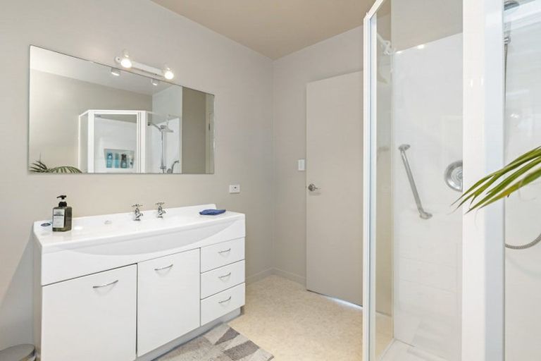 Photo of property in 309 Gladstone Road North, Mosgiel, 9092