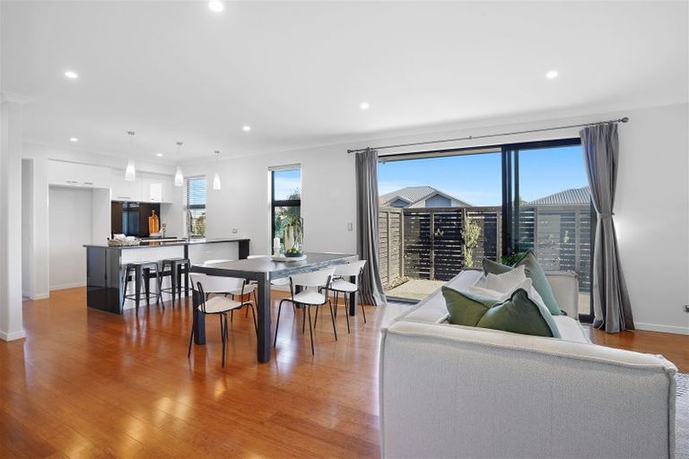 Photo of property in 21 Gartrell Road, Wigram, Christchurch, 8042