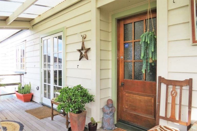 Photo of property in 94 Kamo Road, Kensington, Whangarei, 0112