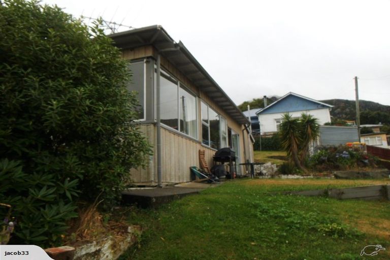Photo of property in 20 Exeter Street, Lyttelton, 8082