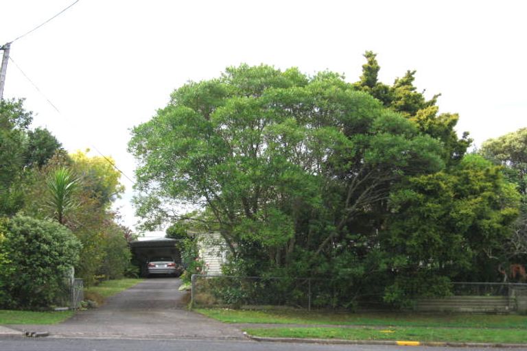 Photo of property in 53 Glengarry Road, Glen Eden, Auckland, 0602