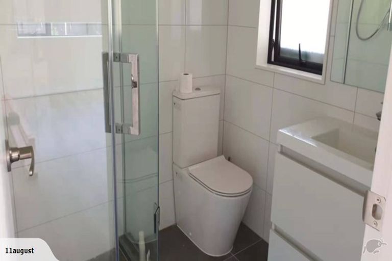 Photo of property in 10a Galaxy Drive, Mairangi Bay, Auckland, 0630