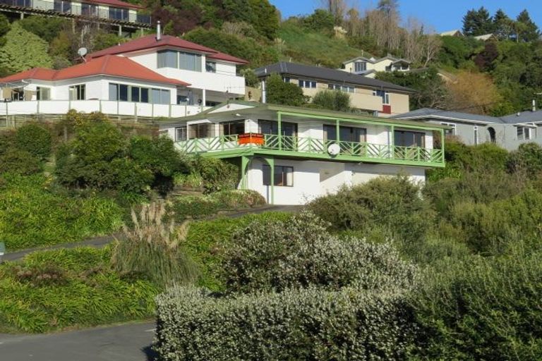 Photo of property in 46 Rangiora Terrace, Tahunanui, Nelson, 7011