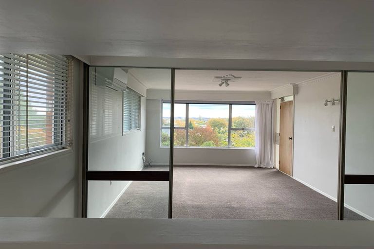 Photo of property in 2a Purau Terrace, Cashmere, Christchurch, 8022