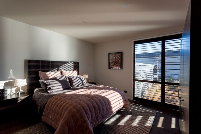 Photo of property in 2 Fife Court, Jacks Point, Queenstown, 9371