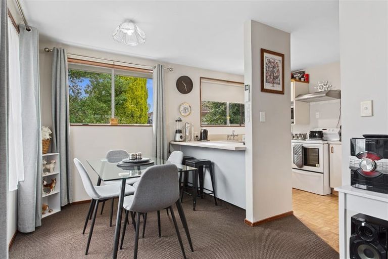 Photo of property in 1/40a Chipping Lane, Redwood, Christchurch, 8051