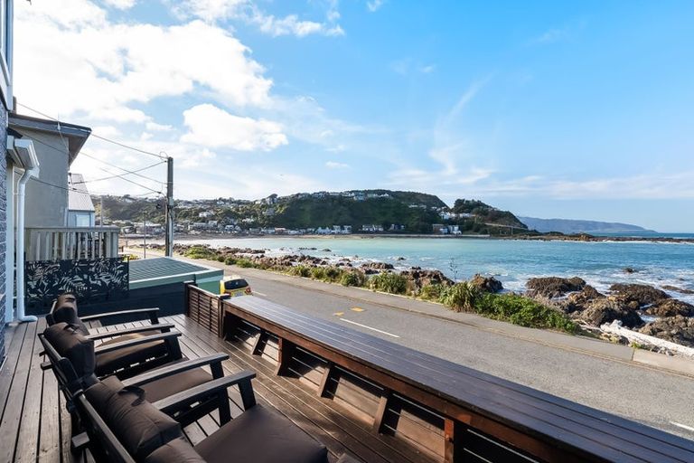 Photo of property in 2/104 Owhiro Bay Parade, Owhiro Bay, Wellington, 6023