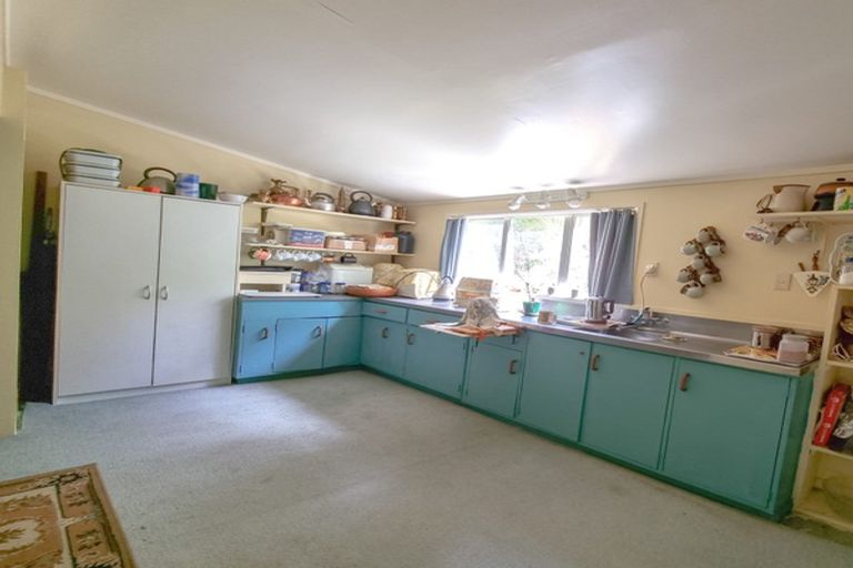 Photo of property in 192 West Coast Road, Kohukohu, 0491