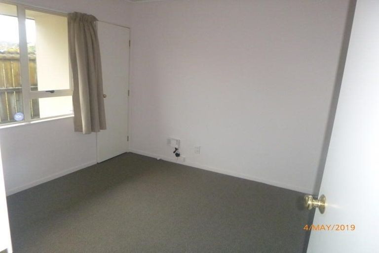 Photo of property in 176 Bruce Mclaren Road, Henderson, Auckland, 0612