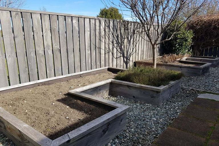 Photo of property in 48 Lawson Burrows Crescent, Te Anau, 9600