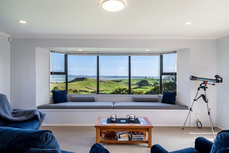 Photo of property in 16 Oyster Road West, Kaukapakapa, Warkworth, 0984