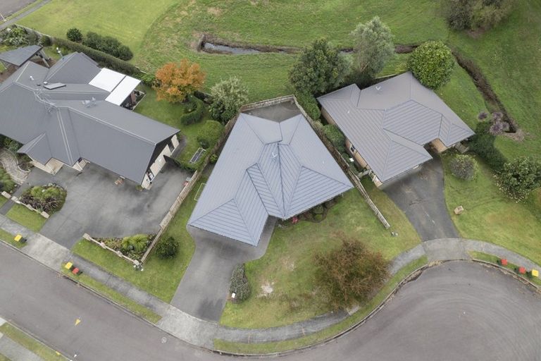 Photo of property in 3 Bransley Grove, Katikati, 3129