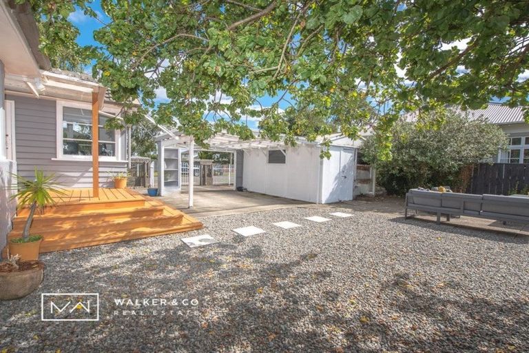 Photo of property in 527 Fergusson Drive, Trentham, Upper Hutt, 5018
