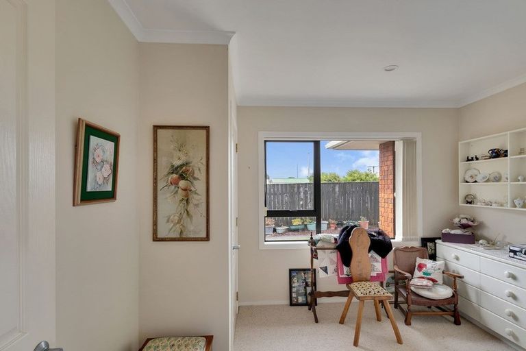 Photo of property in 1/58 Grey Street, Waitara, 4320