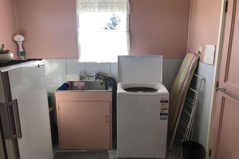 Photo of property in 1695 State Highway 3, Awahuri, Palmerston North, 4479