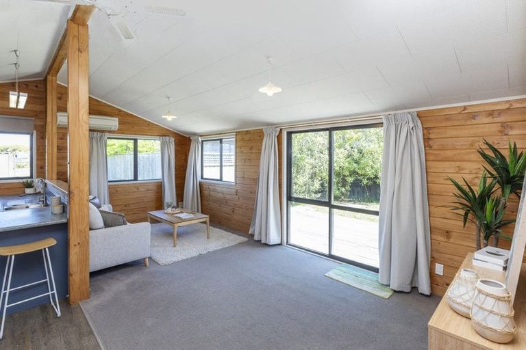 Photo of property in 300 Cranford Street, St Albans, Christchurch, 8052