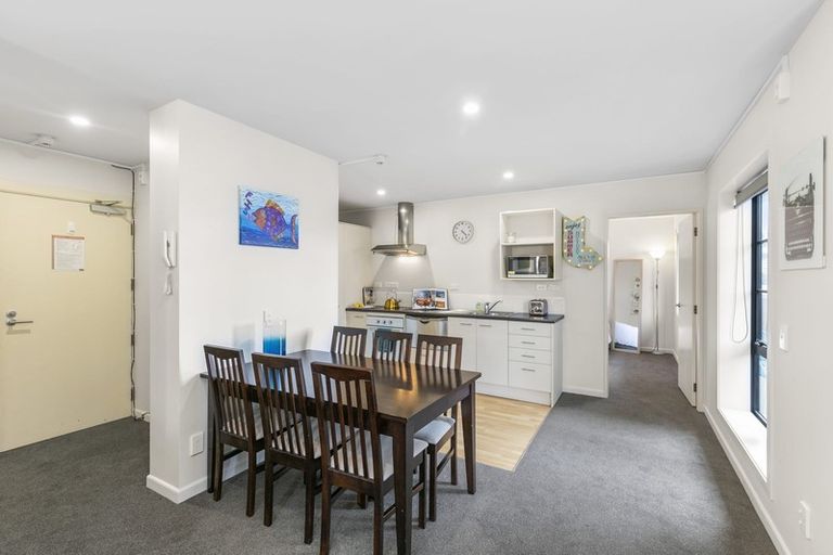Photo of property in Westhaven Apartments, 13/127 Molesworth Street, Thorndon, Wellington, 6011