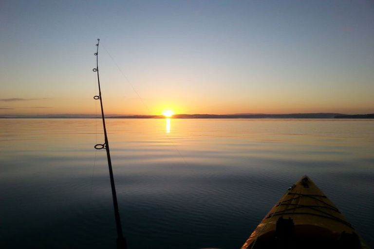 Photo of property in 11 Luke Place, Eastern Beach, Auckland, 2012