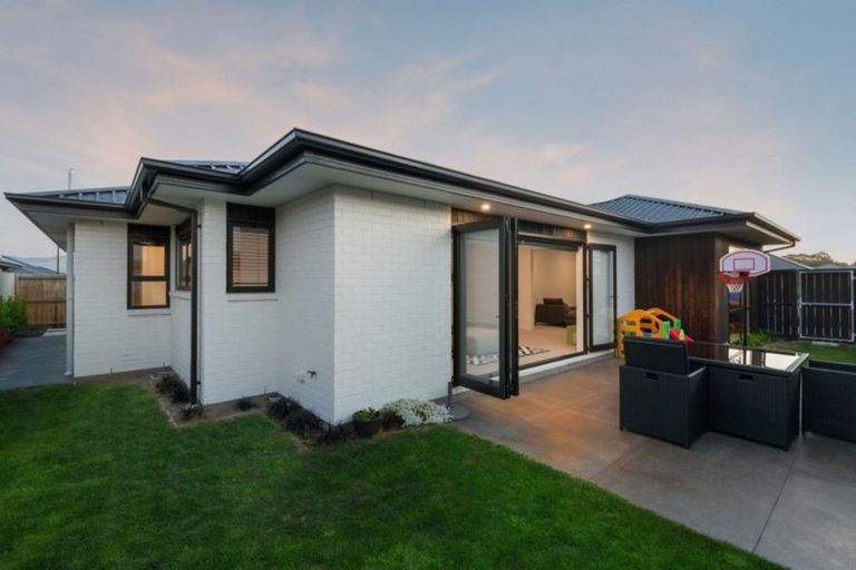 Photo of property in 18 Hillbourne Street, Halswell, Christchurch, 8025