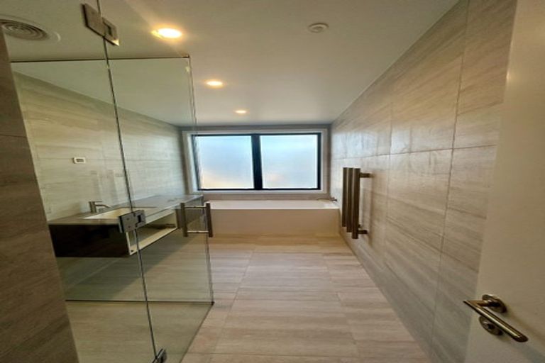 Photo of property in 15 Mason Street, Wanaka, 9305