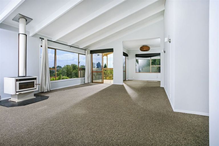 Photo of property in 14 Galaxy Drive, Mairangi Bay, Auckland, 0630